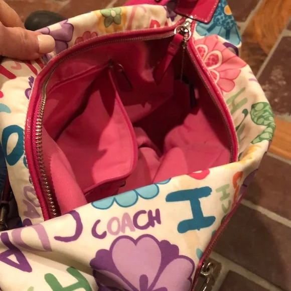 Coach Poppy Daisy Floral Graffiti - Picture 4 of 5